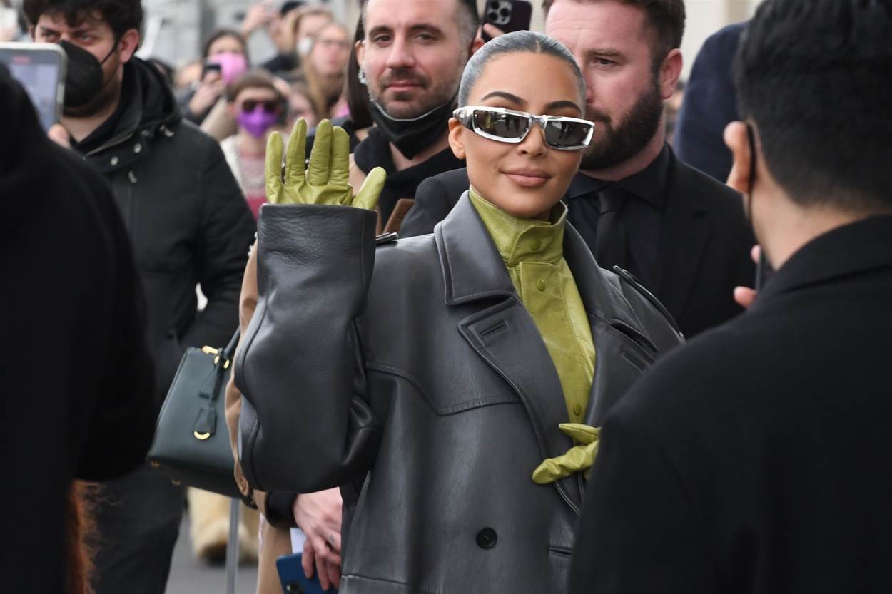 Kim Kardashian poručila ženama da moraju da rade | Elle