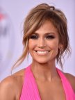 Jennifer Lopez je nekada nosila šiške, danas poznatije kao zavesa šiške.