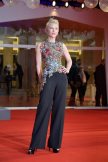 Već ih je nosila i opet je pobednica: Najbolja red carpet izdanja Cate Blanchett sa festivala u Veneciji