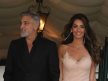 Bajkovito izdanje Amal Clooney u društvu supruga Georgea Clooney zadivilo je modnu publiku.