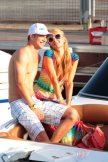 Paris Hilton: Odmor sa dečkom na Ibici (FOTO)