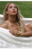 Beyonce u Australiji: Obnažena uživa u prirodi