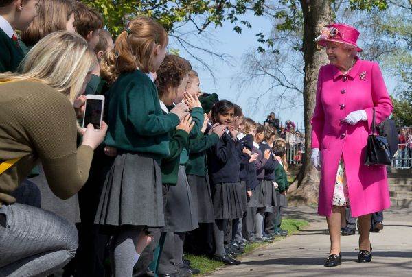 Omiljene torbe kraljice Elizabeth II