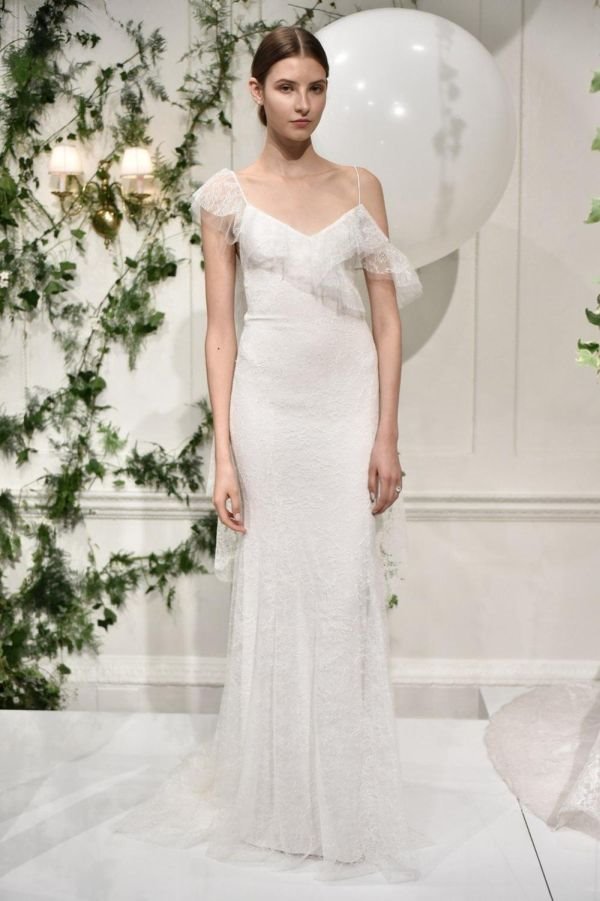Monique Lhuillier: Američka dizajnerka u bridal kolekciji predstavila ključne modele venčanica za novu sezonu
