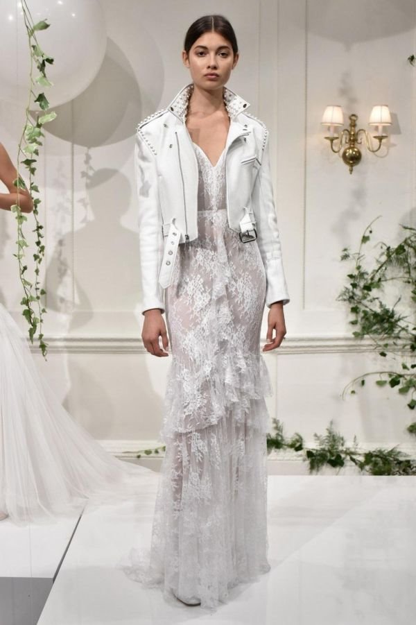 Monique Lhuillier: Američka dizajnerka u bridal kolekciji predstavila ključne modele venčanica za novu sezonu