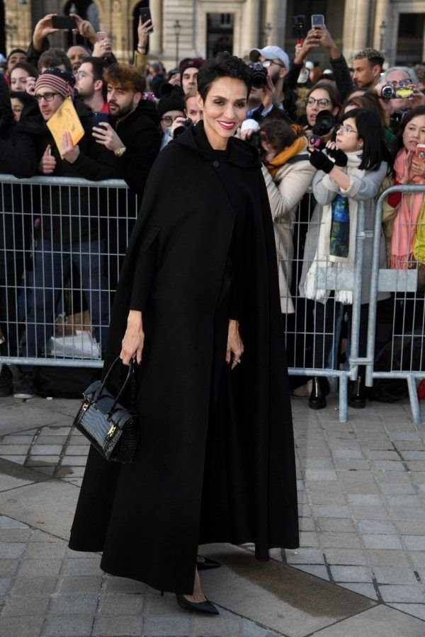 Prvi red na Louis Vuitton reviji: Sienna Miller predvodila impozantan celebrity guest list na reviji francuske kuće