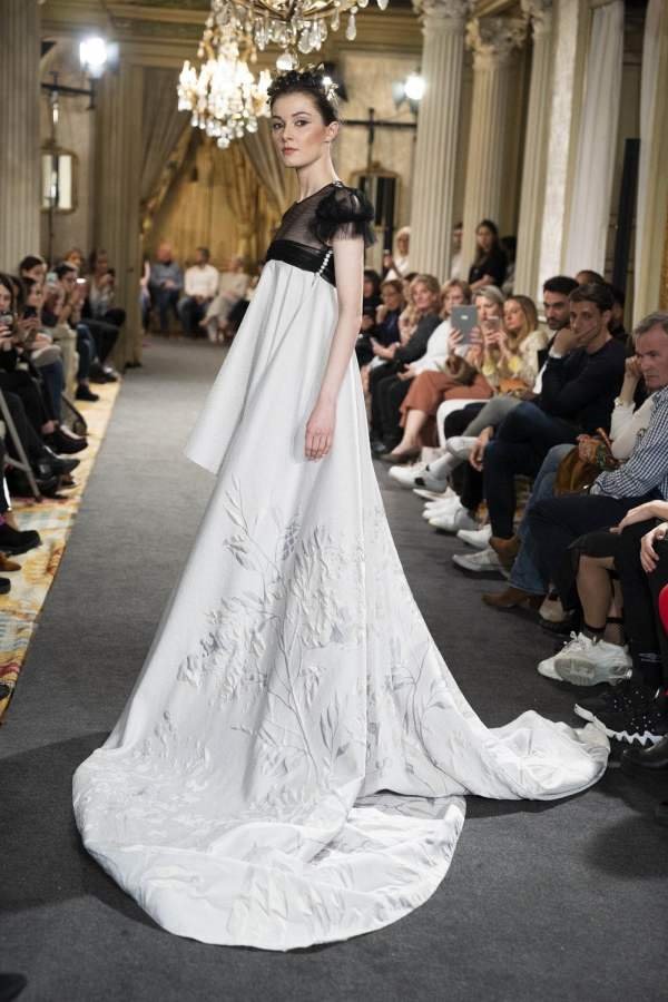 Bridal Fashon Week: Savršene venčanice za prolećno venčanje (GALERIJA)