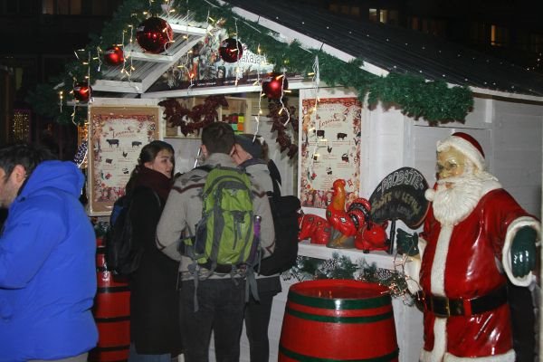 STIGLA JE POTPUNO DRUGAČIJA NOVOGODIŠNJA ČAROLIJA U BEOGRAD: Festival Coca-Cola x New Year’s District 2020. osvojio je srce građana