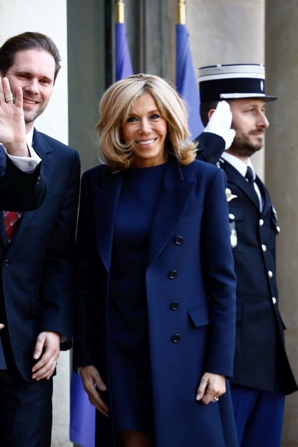 Po uzoru na Brigitte Macron: 4 trika da postignete nonšalantan francuski šik