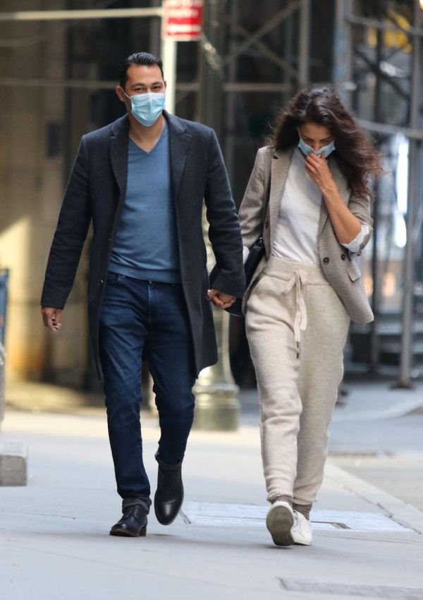Trenerka i sako? Može i te kako ako ste Katie Holmes