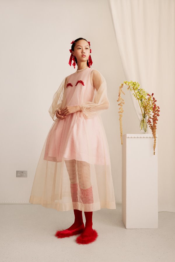 Simone Rocha x H&M: Pogledajte prvi lookbook za novu specijalnu kolekciju