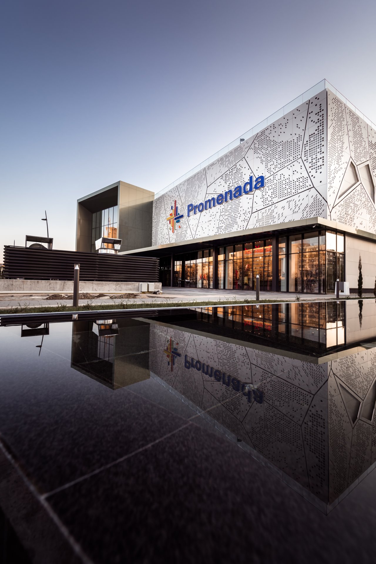 tc PROMENADA-16