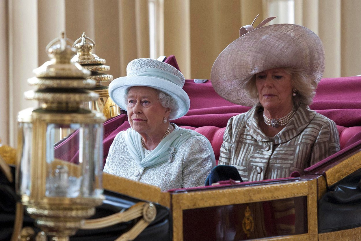 KRALJICA ELIZABETH II ZVANIČNO SAOPŠTILA KO ĆE BITI SLEDEĆA KRALJICA: Svet šokiran ovom kraljevskom odlukom