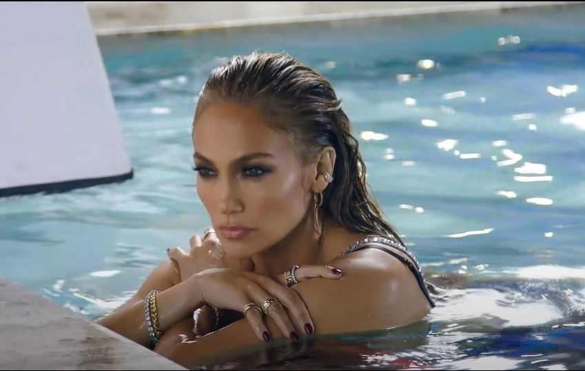 Otkrijte 5 tajni šminkanja Jennifer Lopez.