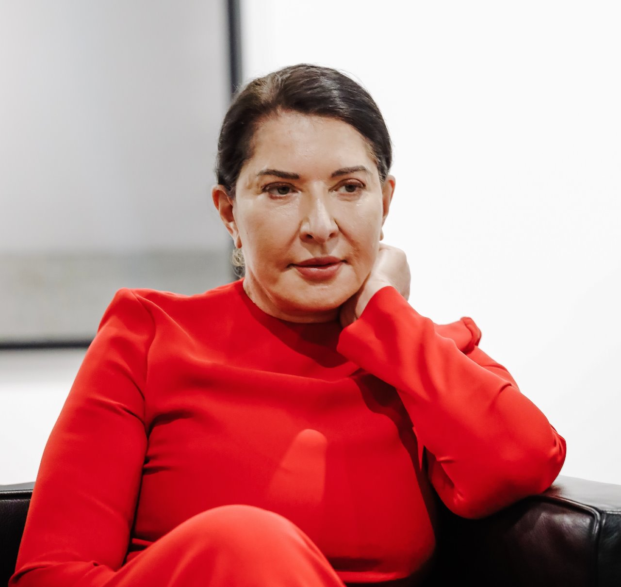 MARINA ABRAMOVIĆ POSLALA VAŽNU PORUKU SVETU O RATU: ''Napad na Ukrajinu je napad na čovečanstvo''