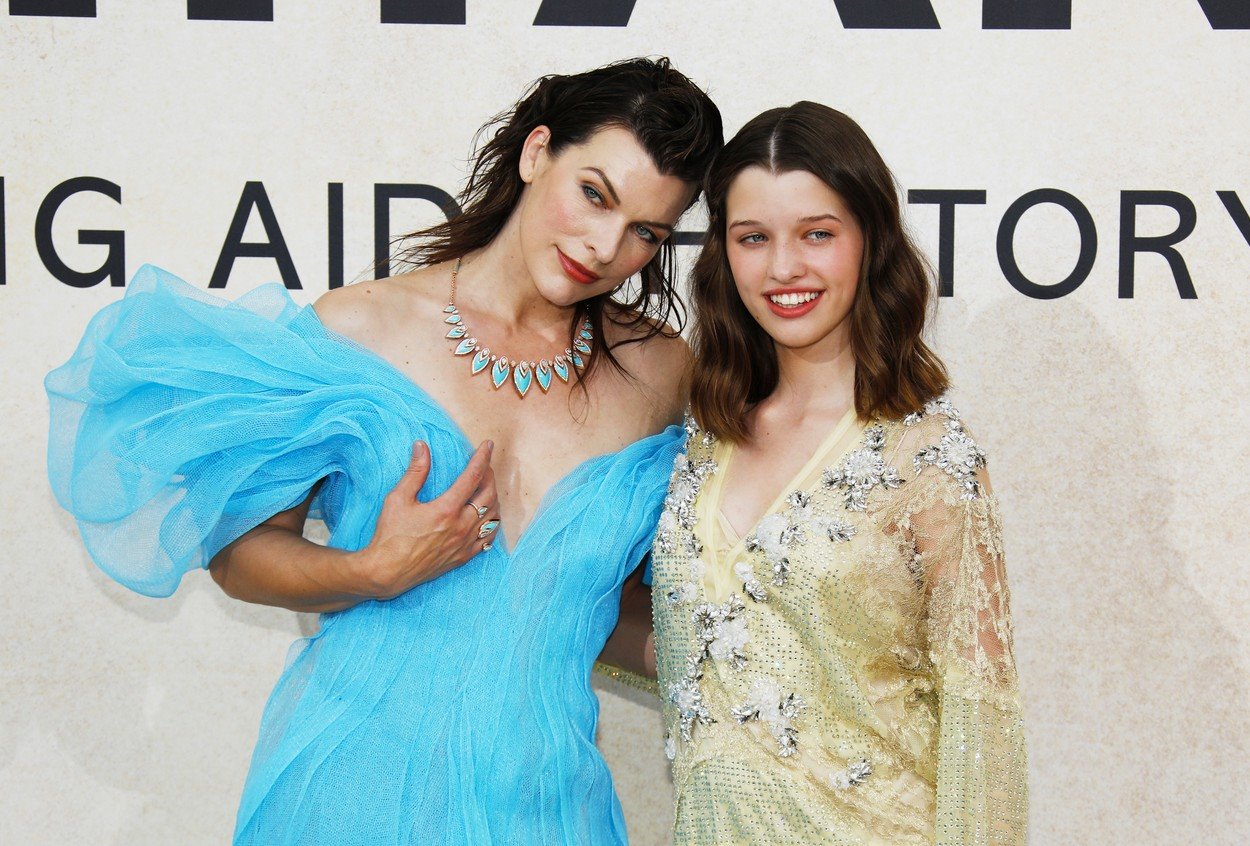 Ever Gabo Anderson, Milla Jovovich