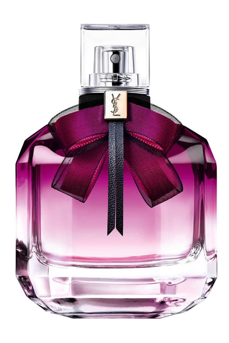 Yves Saint Laurent Mon Paris Intensément Eau de ParfumDa se strast, požuda i vrtlog letnje romanse drže u bočici, to bi bila ova.