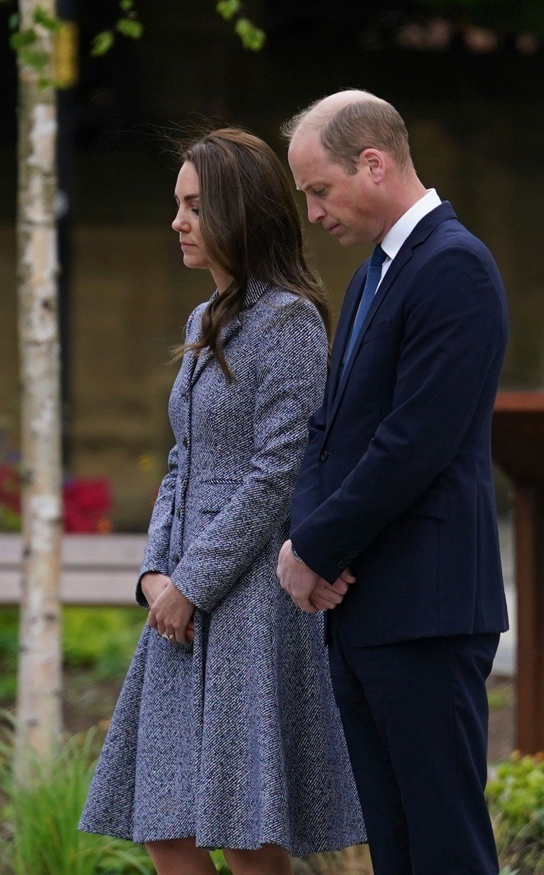 Elizabeth II preminula je juče u 97. godini, te je automatski tron preuzeo njen sin Charles, a ove titule su dobili ostali članovi kraljevske porodice.