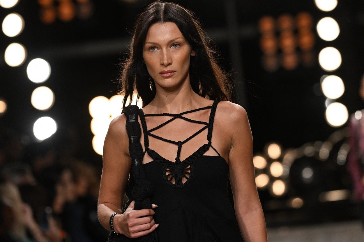 bella hadid među prvima je iznela novi trend