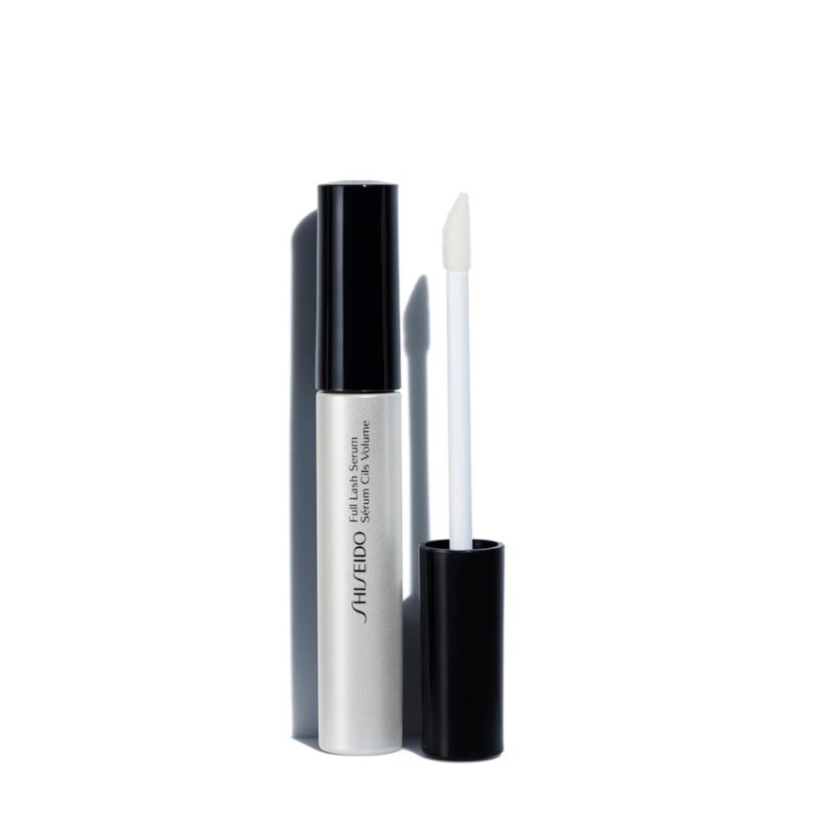 Grande Cosmetics Grandebrow Brow Enhancing Serum daje fantastične rezultate.