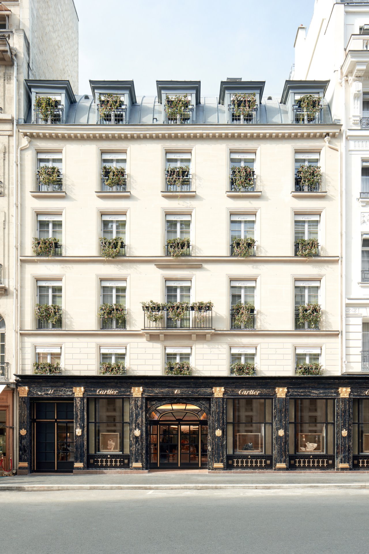 Cartier Boutique 13 Rue de la Paix_Facade_Lucie et Simon ∏ Cartier.jpg