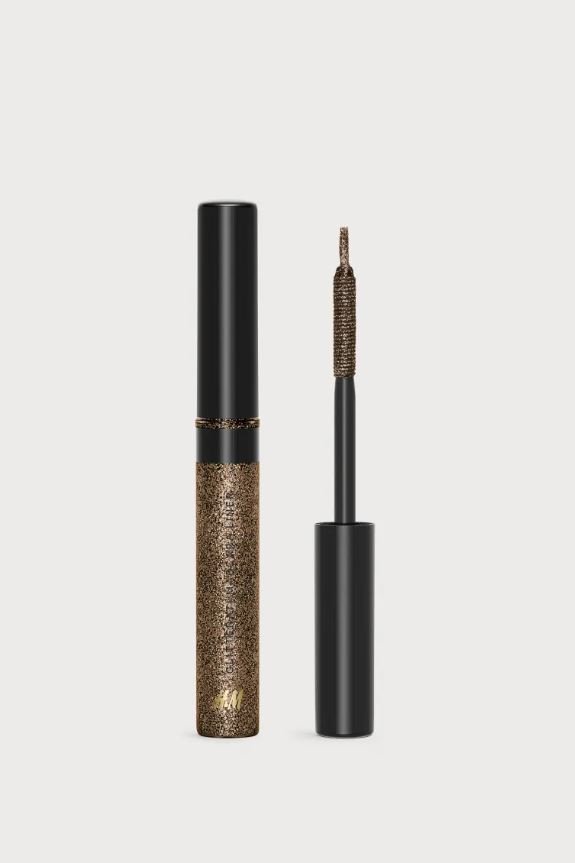 H&M's Glitter Mascara/Eyeliner je idealna za šljokice na očima.