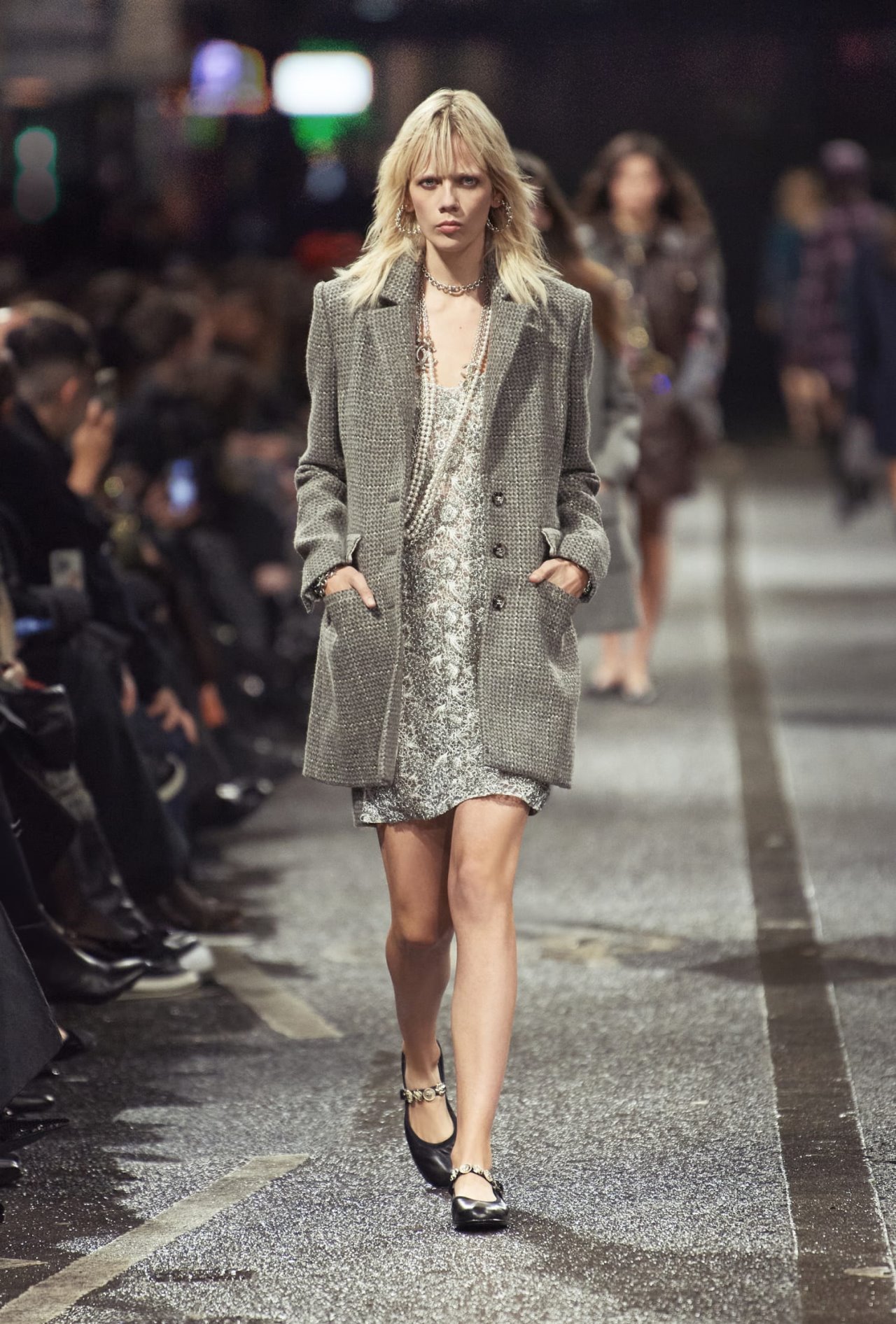 chanel_look-043_2023-24-metiers-dart-collection-LD.jpg