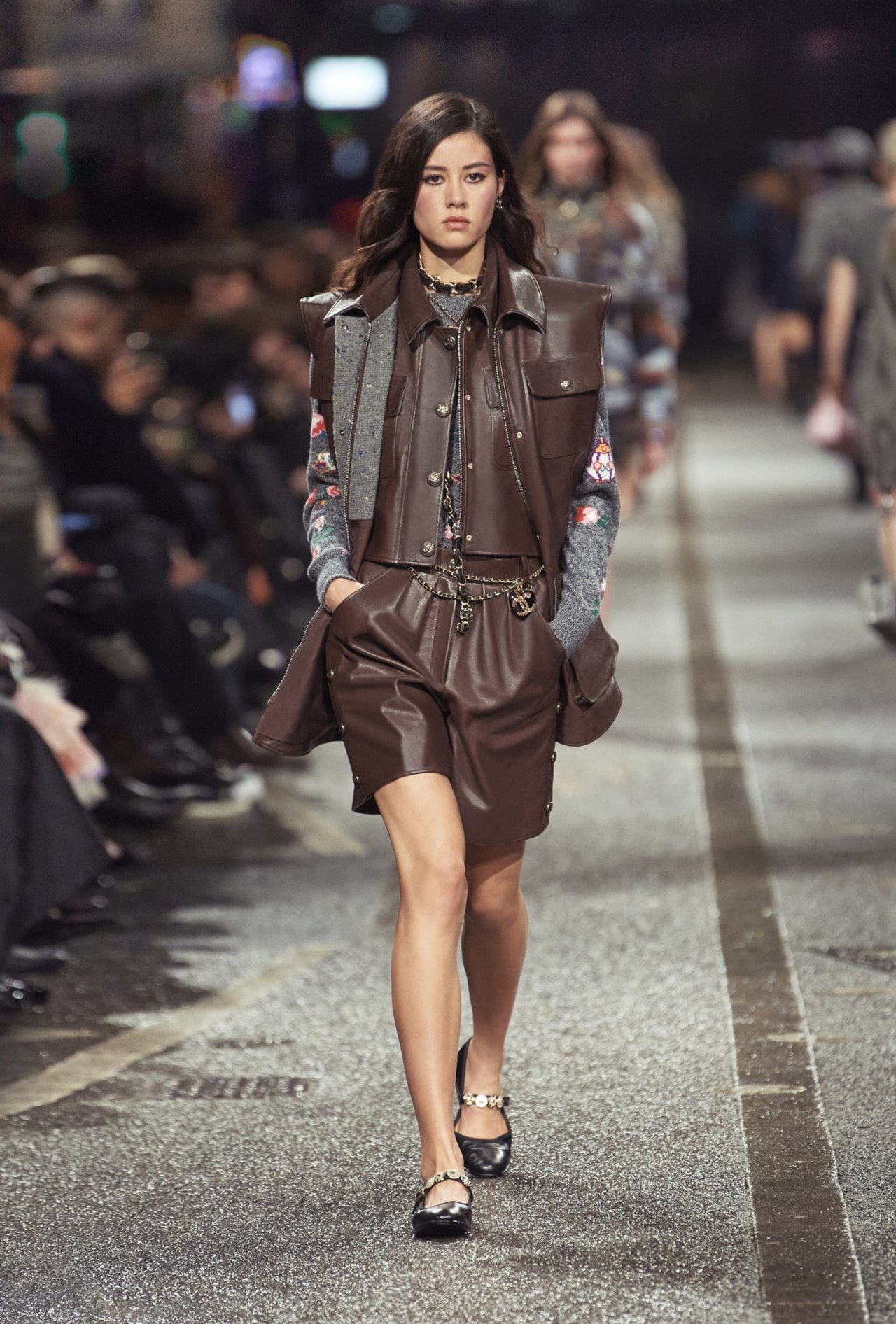 chanel_look-045_2023-24-metiers-dart-collection-LD.jpg