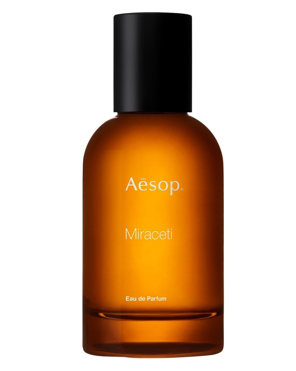 1637759430-UK300057163_AESOP.jpg