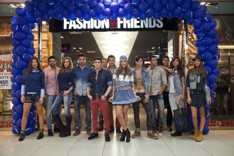 Poznati na Jeansomaniji u Ušće shopping centru