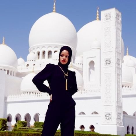 Rihanna: U potpuno drugačijem izdanju (FOTO)