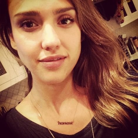 Jessica Alba: 24 sata kao plavuša
