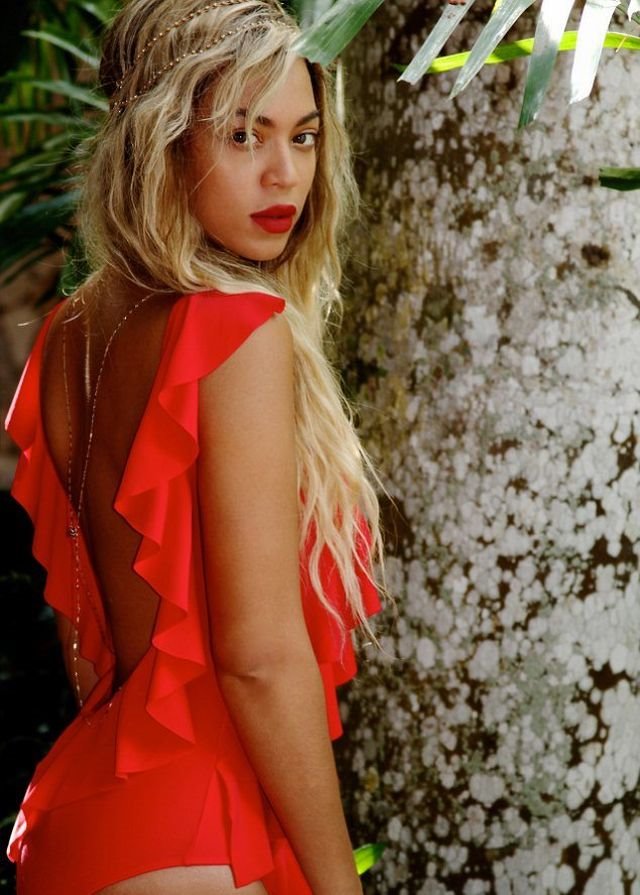 Beyonce: Seksi set fotografija u kupaćim kostimima