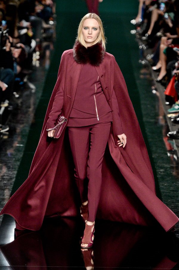 Elie Saab: Veličanstvena boja burgunca
