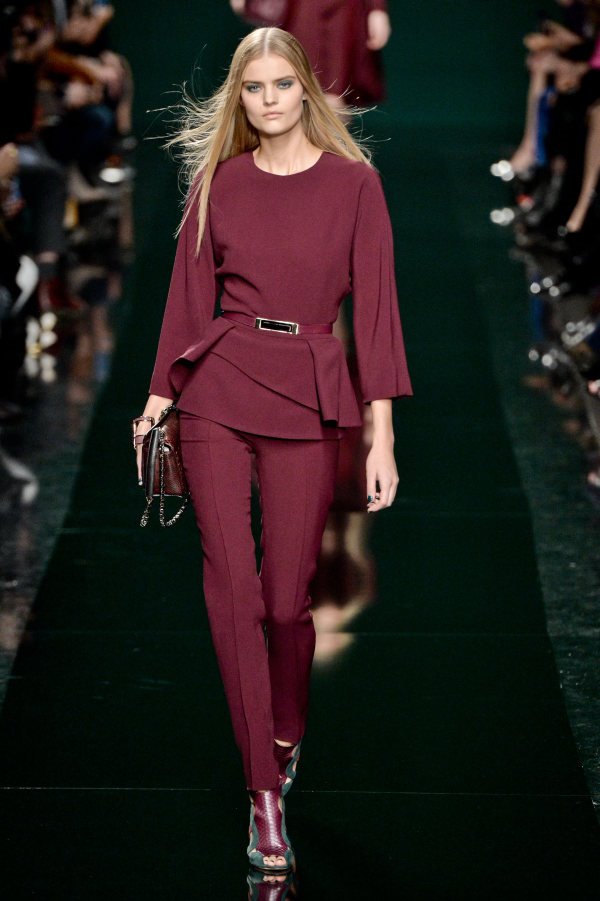 Elie Saab: Veličanstvena boja burgunca