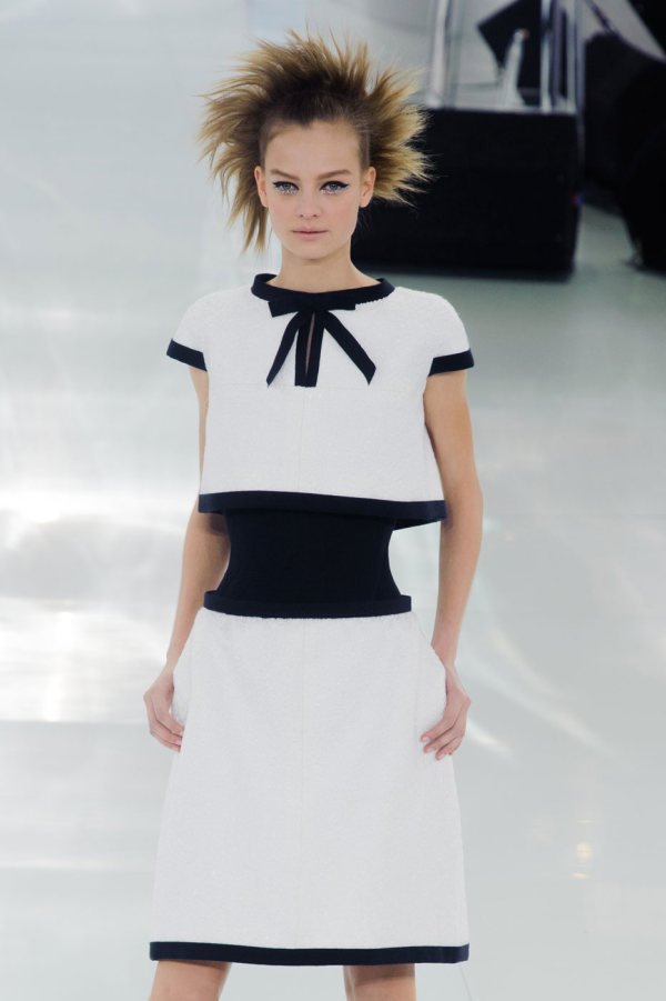 Mini-trend sa Haute Couture: Naglašeni struk