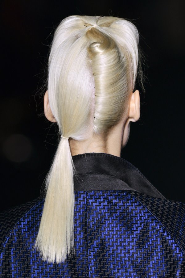 Hairstyle trend za proleće: Niski rep
