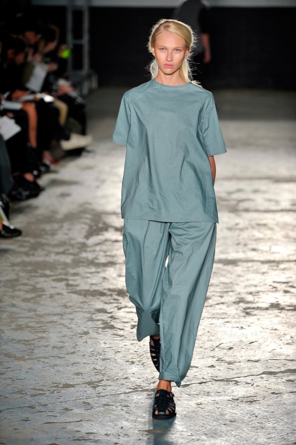 Trend: Opuštene pantalone