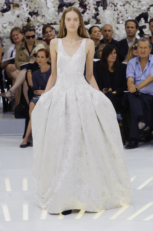 Christian Dior: Istorija u ruhu 21. veka