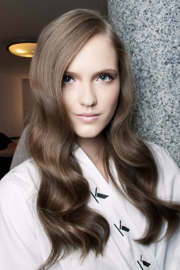 Hairstyle trend za leto: Grubi talasi