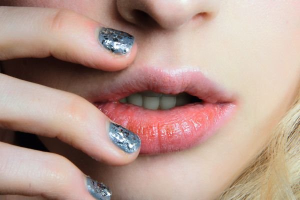 Beauty trend: Metalik