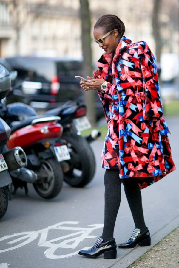 Street style: Print i tekstura u režiji urbanih Parižana