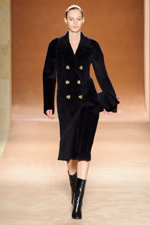 Victoria Beckham: Igra volumena, vune i kroja