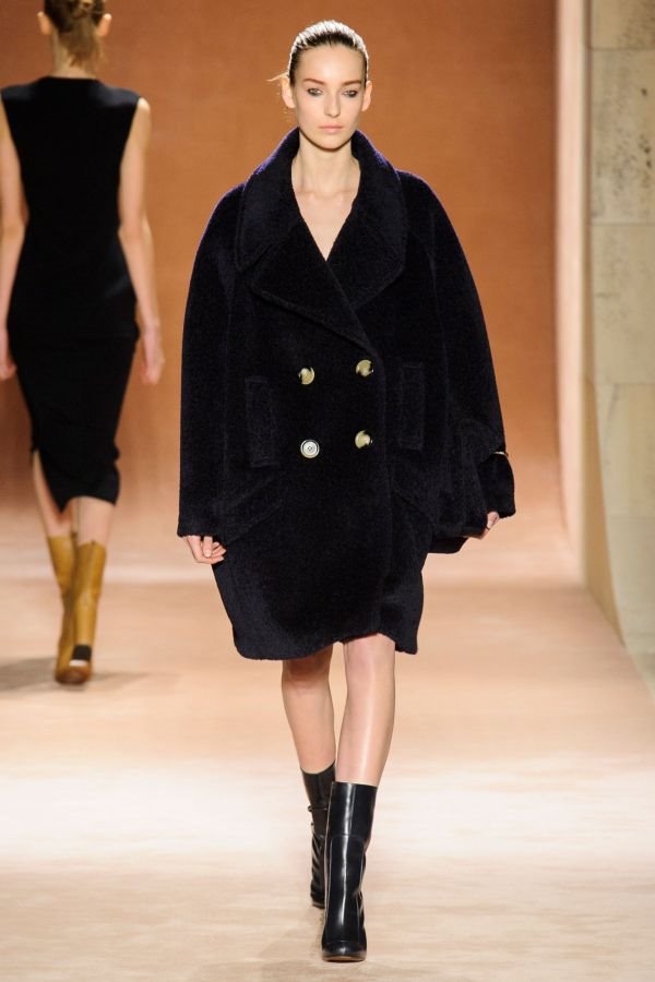 Victoria Beckham: Igra volumena, vune i kroja