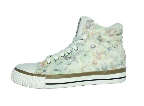 Sneaker mania: 10 modela koje ćemo nositi ovog leta!