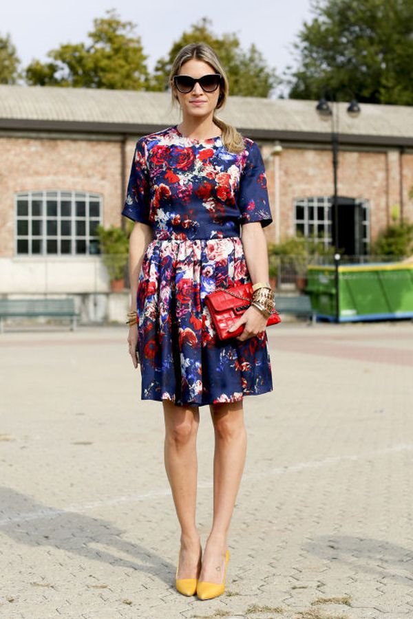 Street style: Kako da nosite kombinaciju bela + plava +crvena