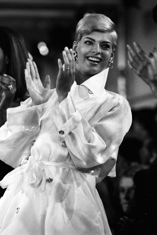 Supermodeli: 11 relativno manje poznatih fotografija legendarne postavke iz 90-ih