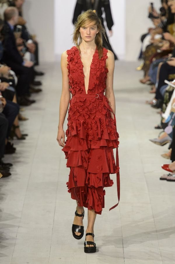 Michael Kors: Sedamdesete u novom ruhu  (proleće / leto 2016 RTW)