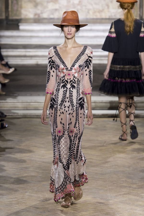 Najlepše haljine sa London Fashion Weeka