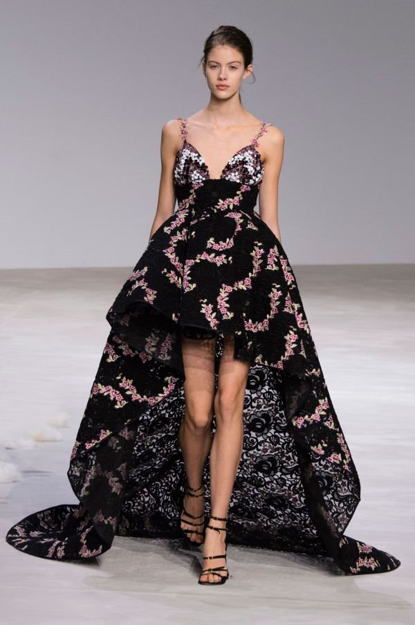 Giambattista Valli s/s 2016 Couture: Raskoš koja ostavlja sve bez daha